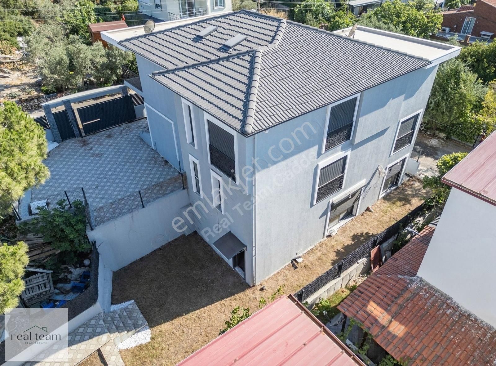 Urla Kalabak' Ta Sahile 200mt Net 160m² Sıfır Boş İkiz Villa - Görsel 34