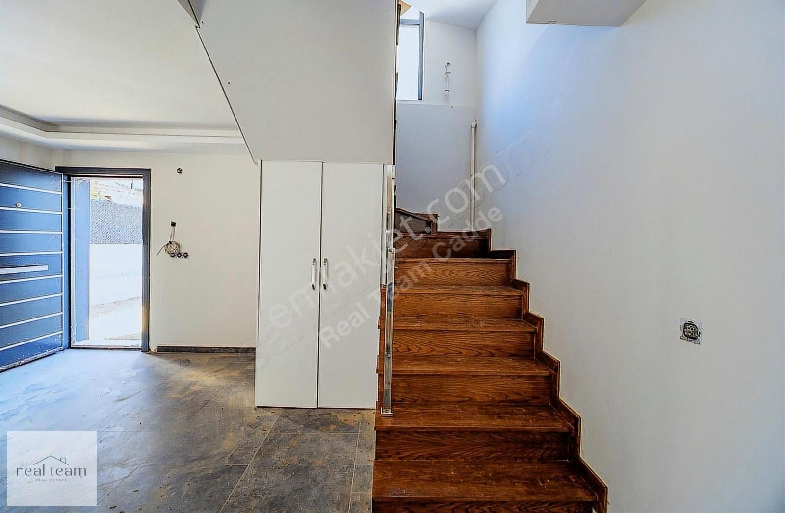 Urla Kalabak' Ta Net 165m² Hemen Taşınılabilir Boş Villa - Görsel 10