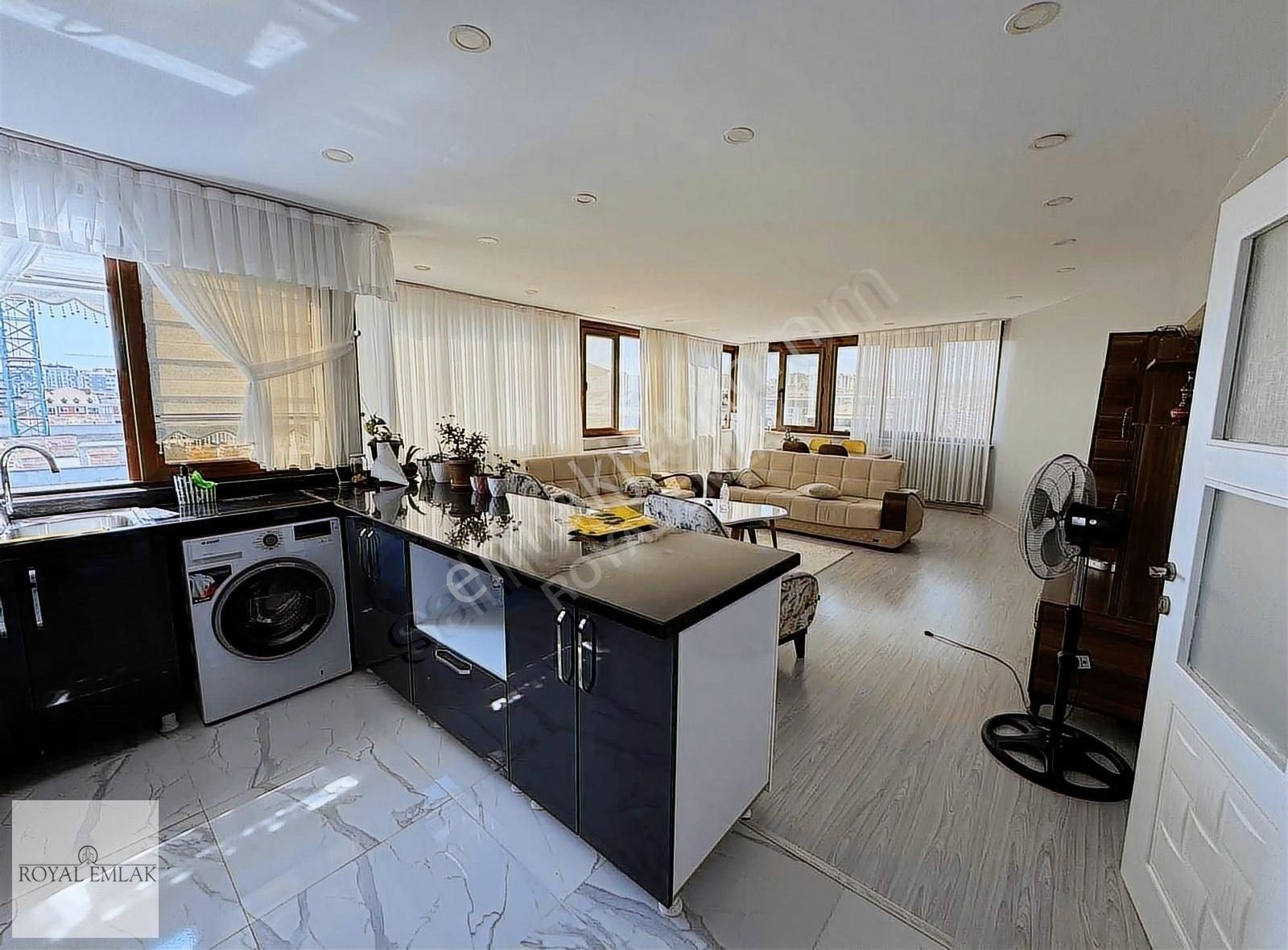 Beylikdüzü Adnan Kahveci Mah Kiralık Eşyalı 3+1 Daire
