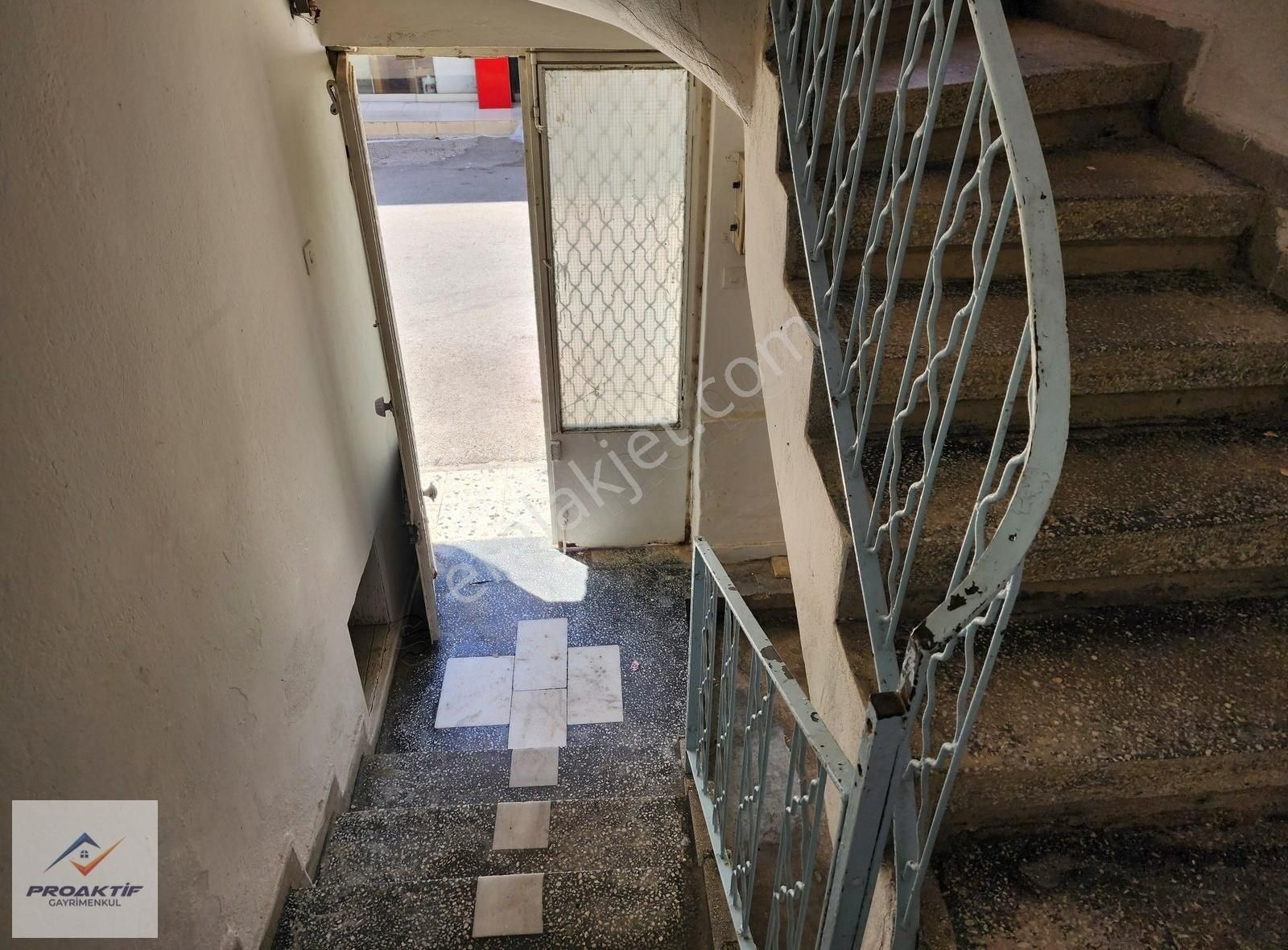 Sedef Otel Arkası İstiklalde Kaçmaz Fırsat:4 Katlı Müstakil Bina - Görsel 8