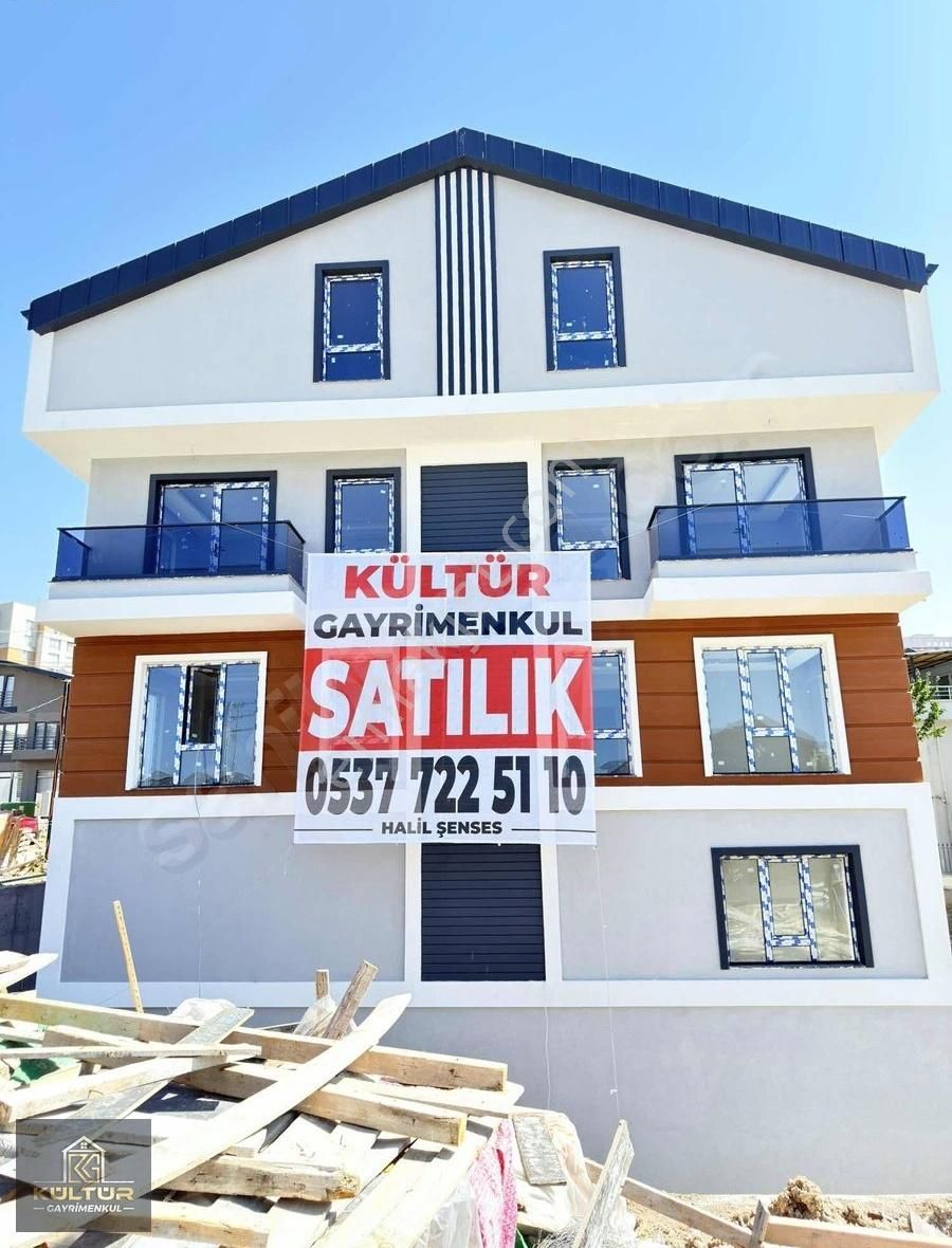 Yaşamkent Satılık Bina 11 Daire 5kat Merkezi Konum Uygun Fiyat