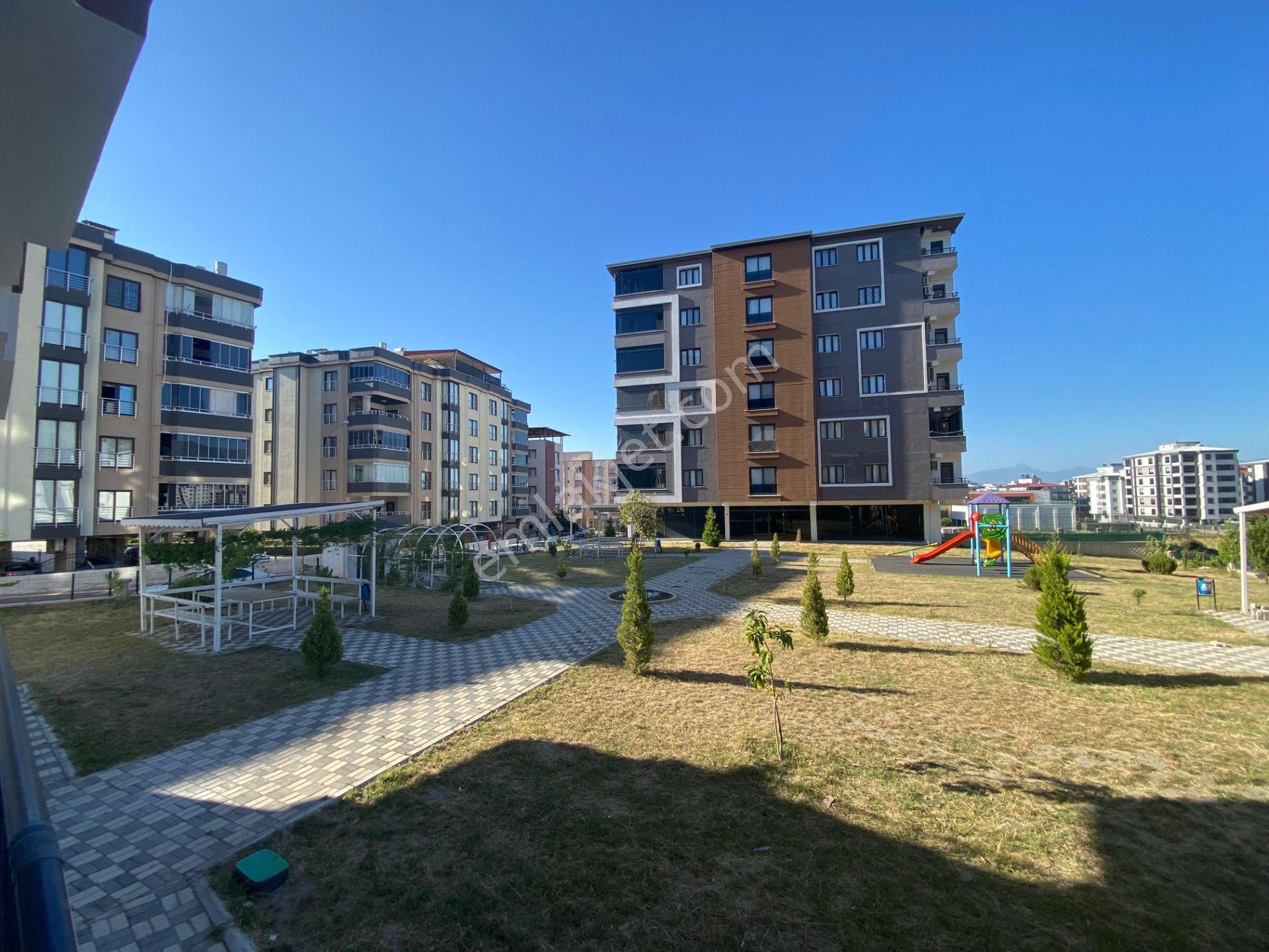 Aydoğan- Lüks 4+1 Daire - Osmaniye'de Site İçinde Ful Yapılı