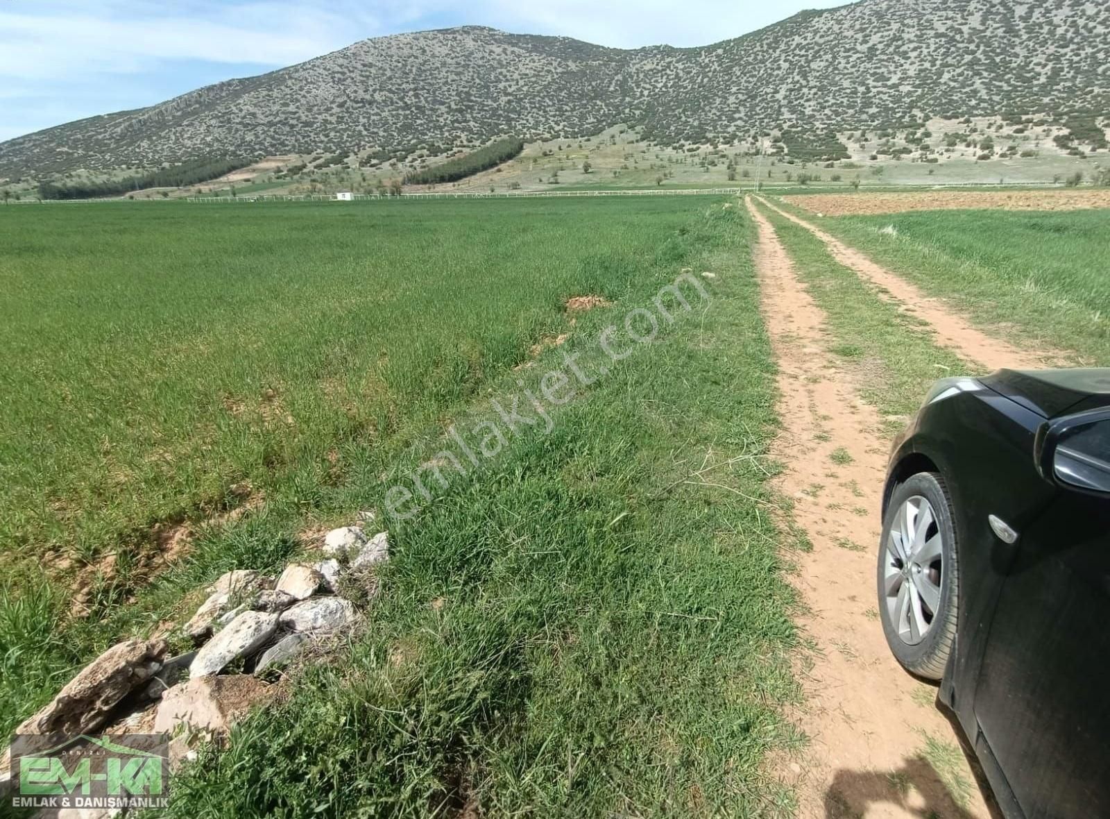 Em-ka Emlak'tan Tavas Garipköy' De Satılık Yatırımlık Tarla - Görsel 7