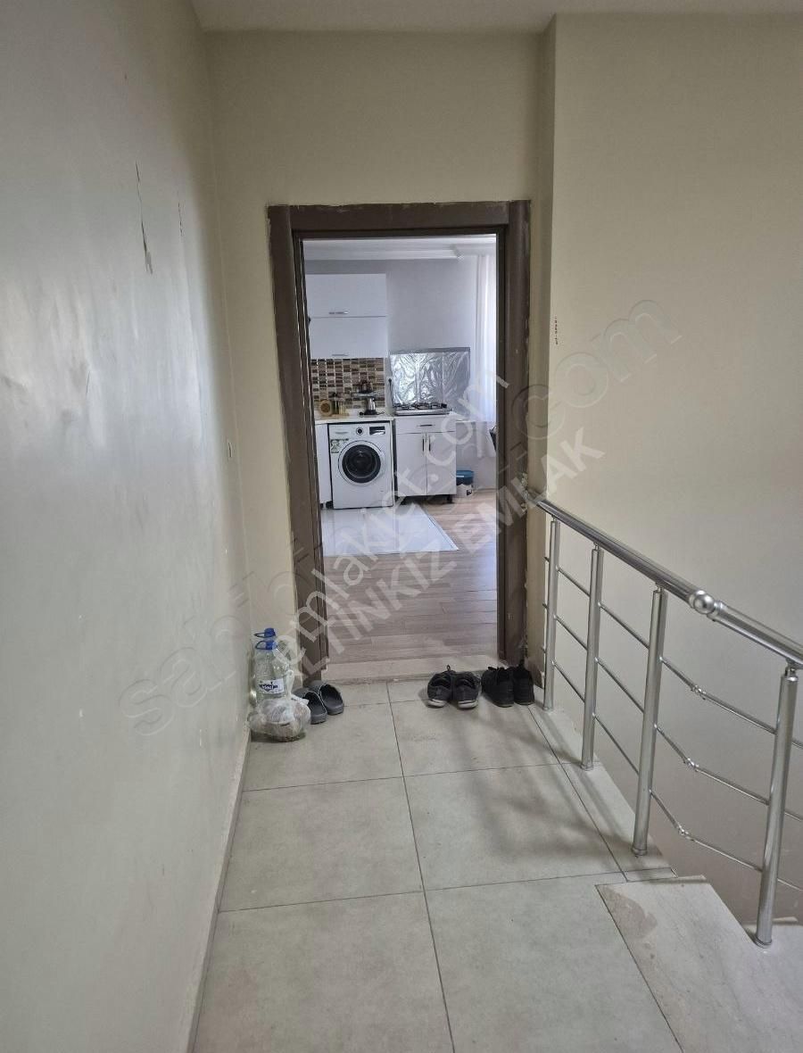 Merkezde Temiz Eşyalı 1+1