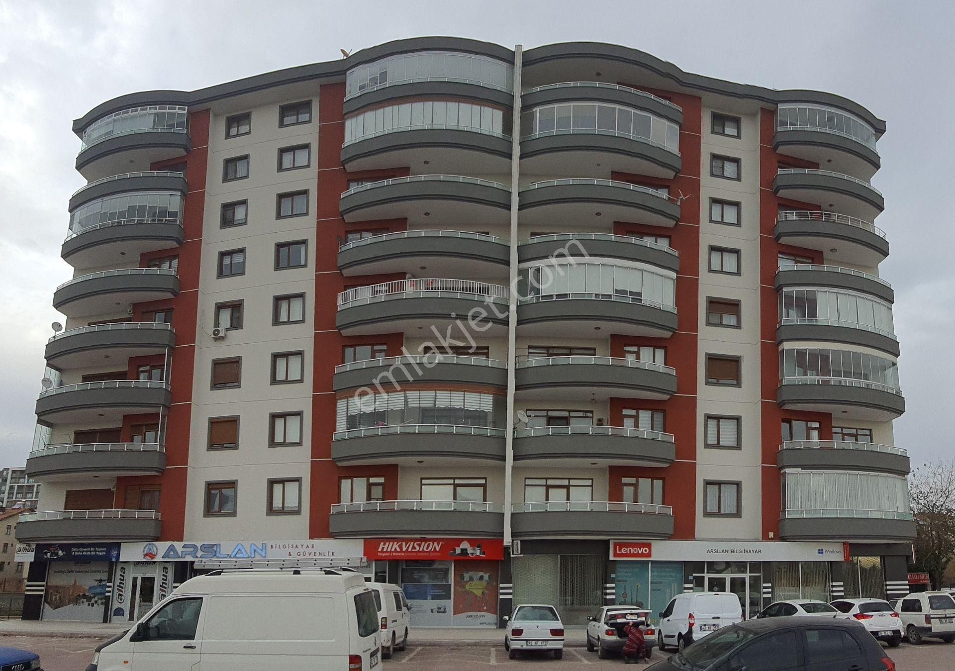 Emlakçı Komisyonu Yok Şeker'de 4+1 Geniş Arakat Kiralık Daire