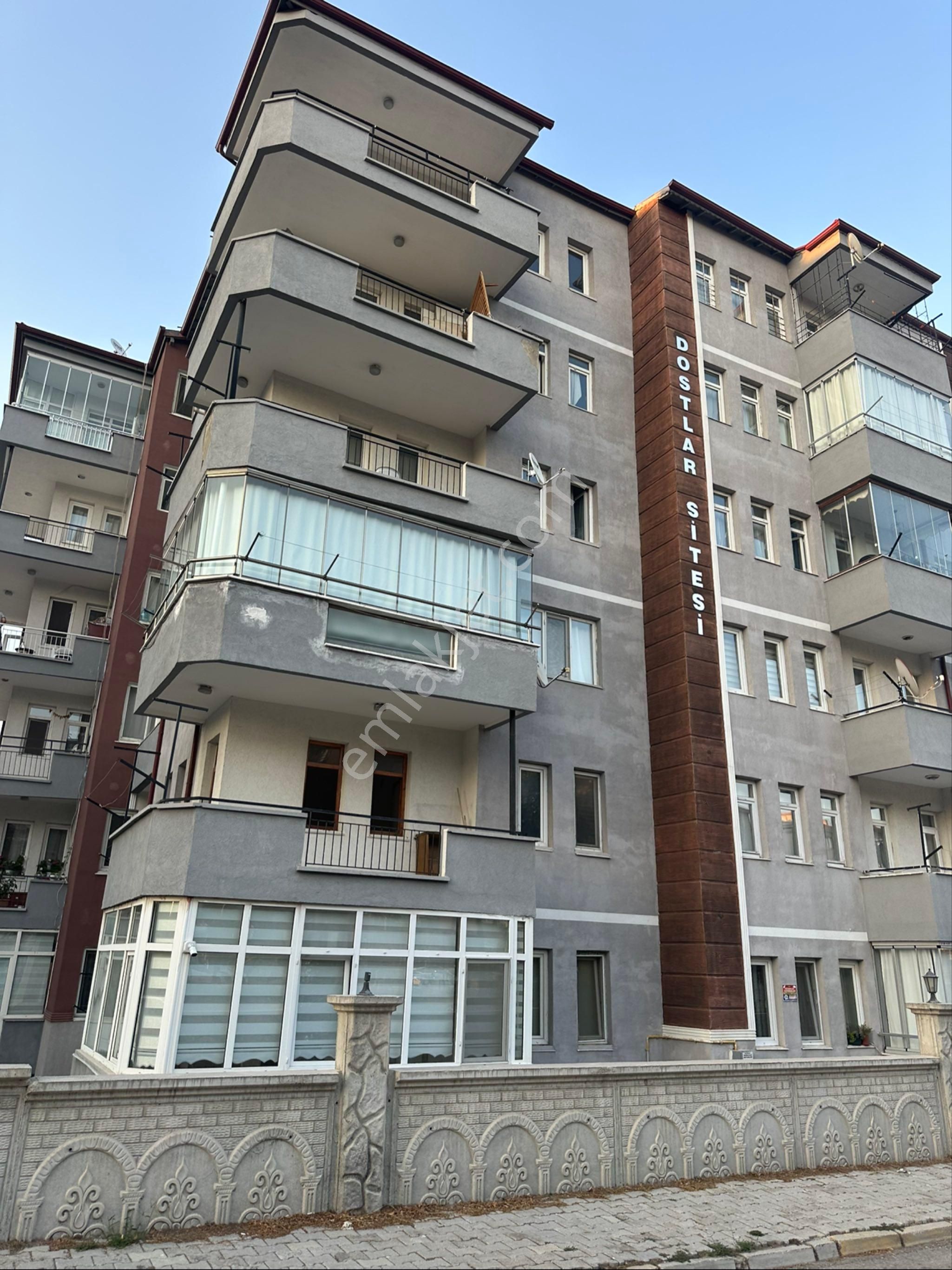 2+1 Çevre Yolu Dostlar Sitesi