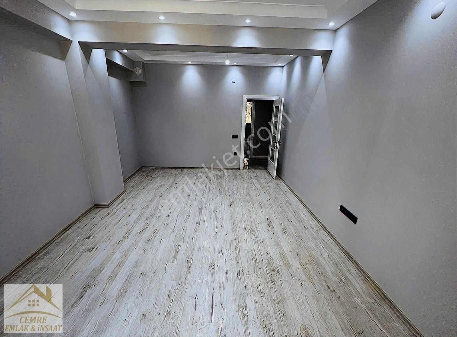 Akçay Cemre Emlaktan Merkezi Konumda Satılık Sıfır Daire