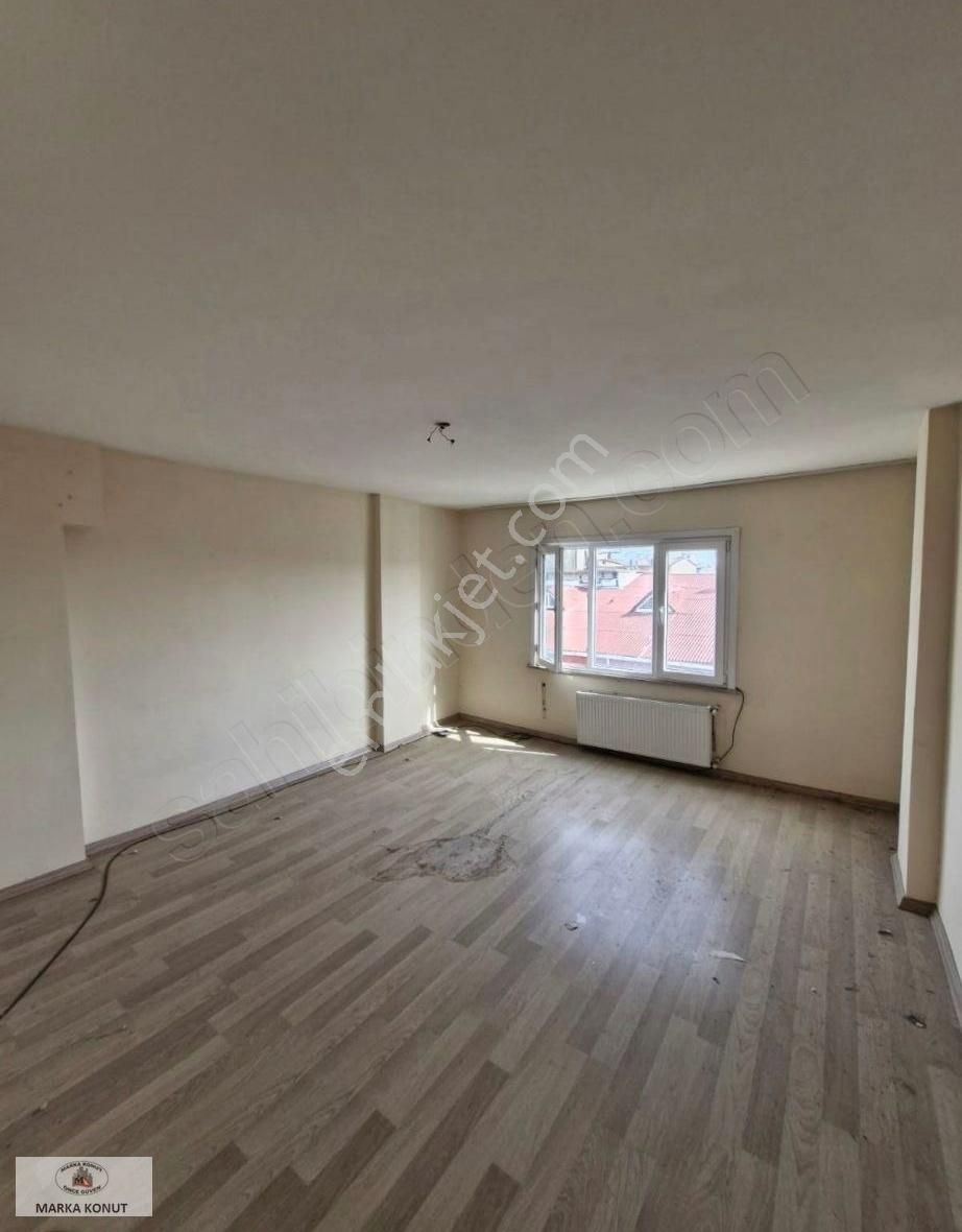 Marka Konut'tan Kemalpaşa'da 2+1 100m Satılık Daire 1.990.000 Tl