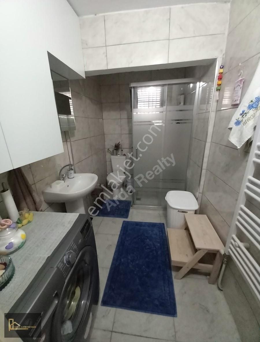 K.yaka M.barutçu Sokak Çarşı Yakını Çift Cephe 2+1 100m2 D.gazlı - Görsel 6