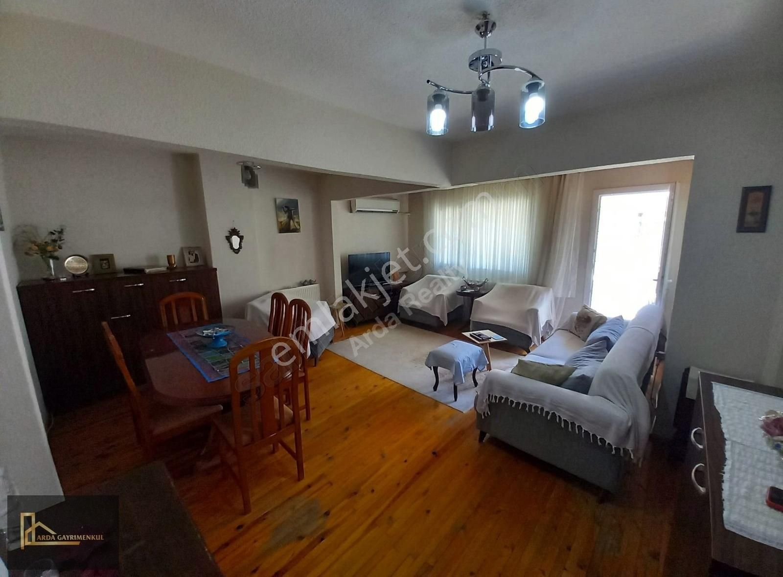 K.yaka M.barutçu Sokak Çarşı Yakını Çift Cephe 2+1 100m2 D.gazlı - Görsel 2