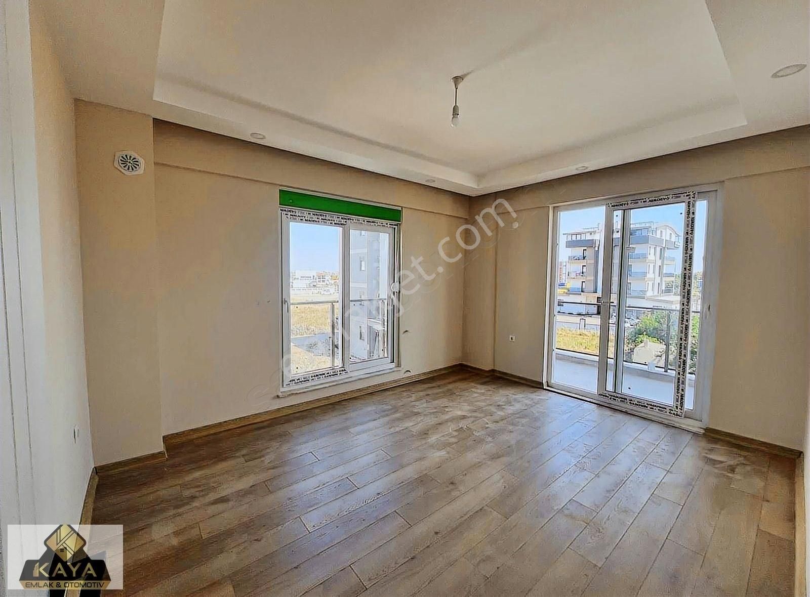 Döşemealtı Yeniköy Merkezde 2+1 Satılık Çok Uygun Fiyatlı Daire