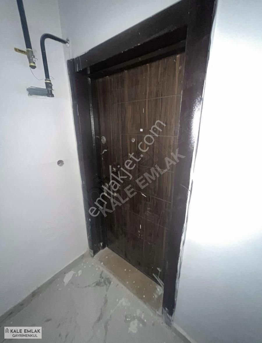 Kale Emlak'tan Kirazlıdere'de Satılık Sıfır 1+1 Daire