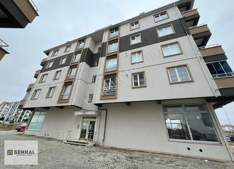 Şenkal Gayrimenkul'den Ferah 2+1 Satılık Daire