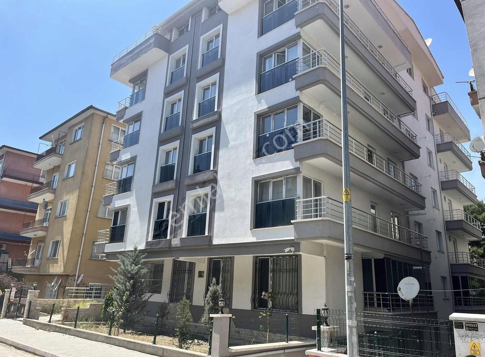 Cebeci Dikimevi Metroya 350 Metre Katta Sıfır Satılık 2+1 Daire