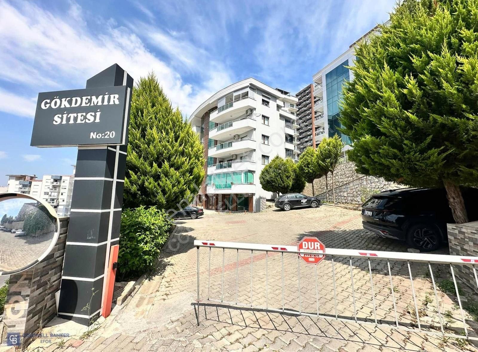 Narlıdere Gökdemir Sitesinde Satılık 3+1 Deniz Manzaralı Daire