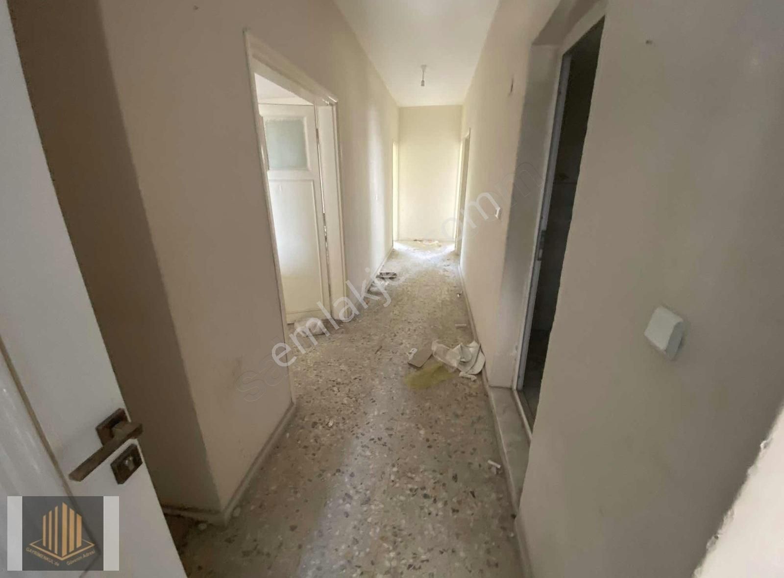 Sağlam'dan Mithatpaşa'da Kiralık 3+1 Müstakil Ev