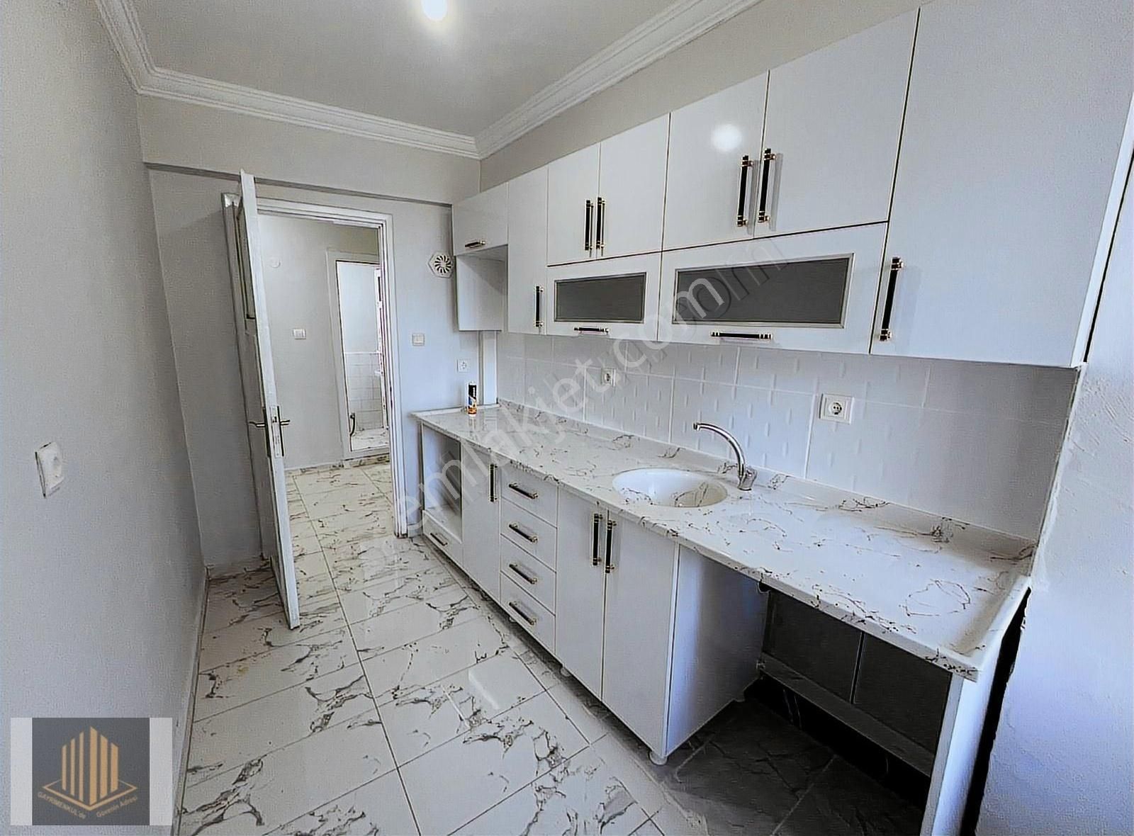 Sağlam'dan Barış Mahallesinde İçi Yapılı 2+1 Kiralık Temiz Daire