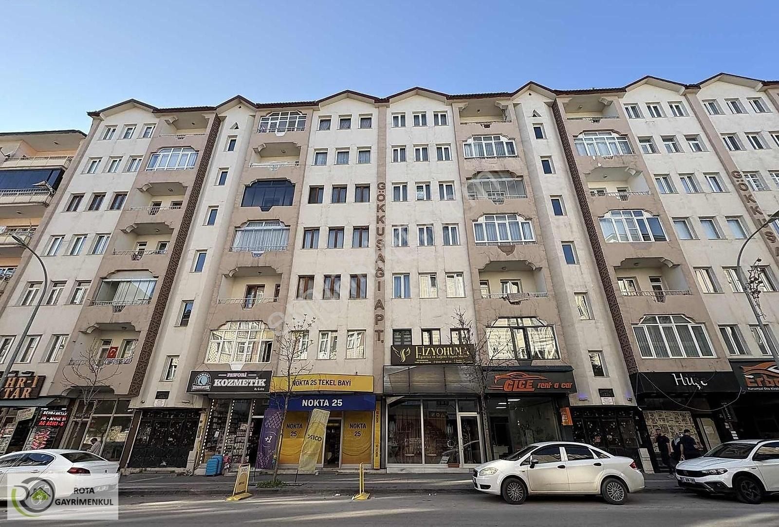 Rota Gayrimenkul'den Terminal Caddesinde 3+1 Satılık Daire