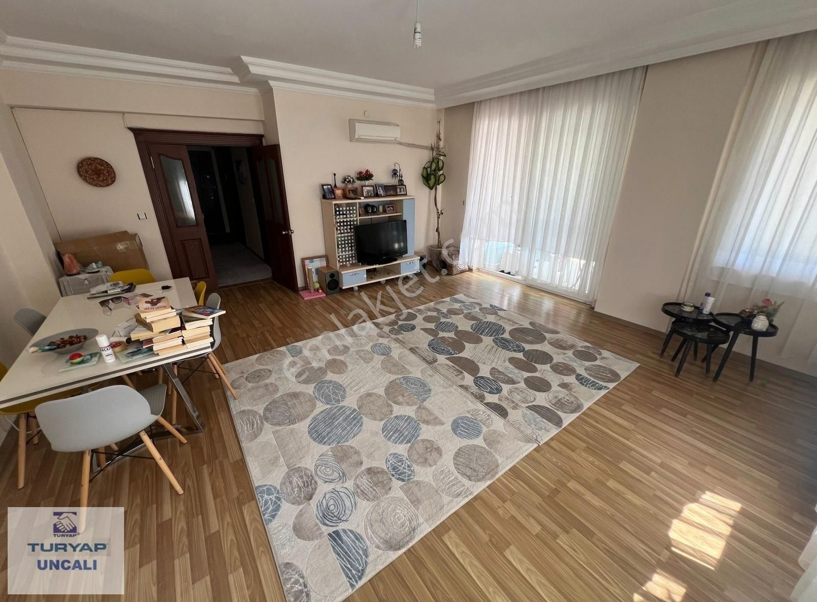 Konyaaltı Uncalı Mah.doğalgazlı Ebeveyn Banyo Eşyasız 3+1 Daire