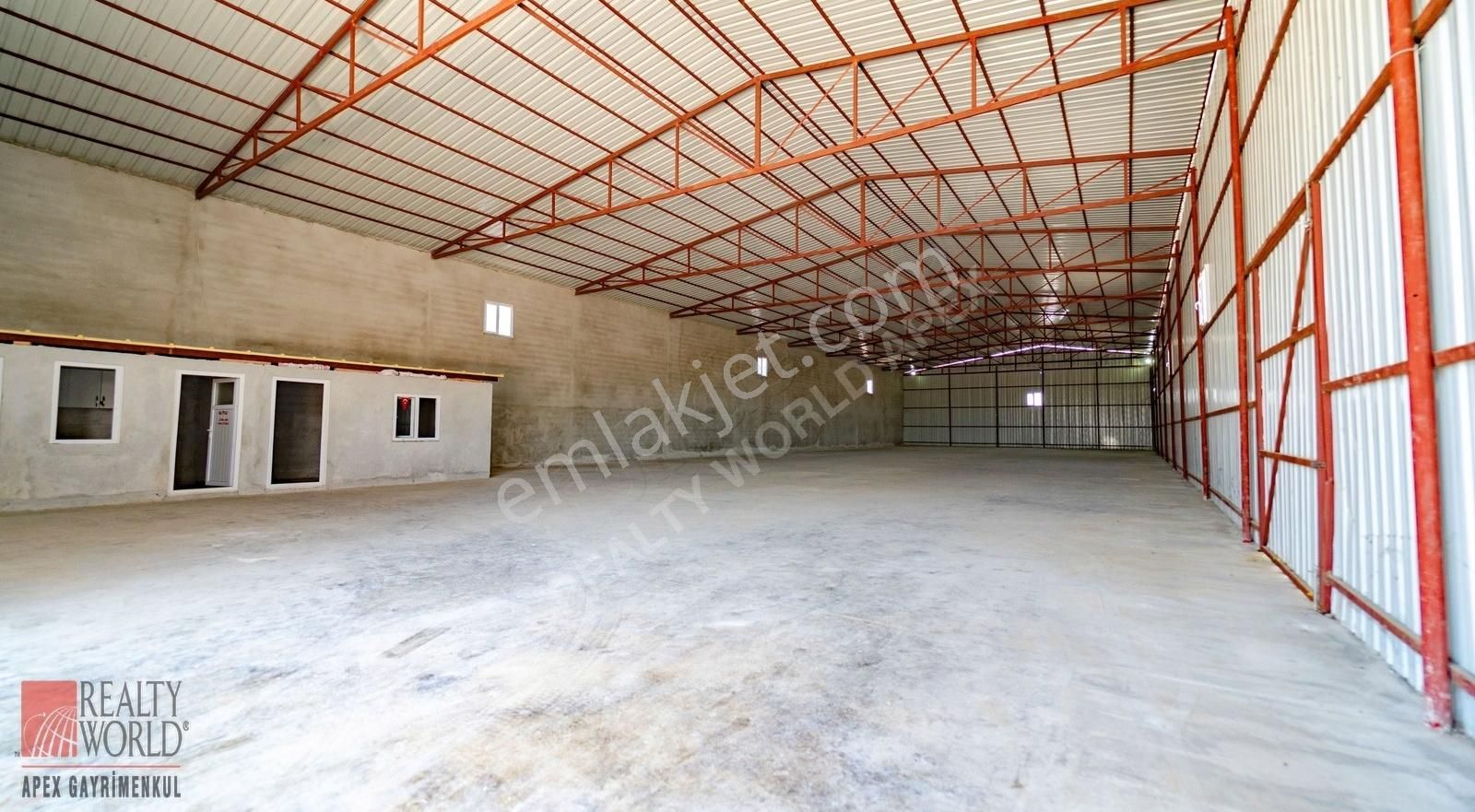 Muratpaşa Yenigöl Mh. Ticari Kullanıma Uygun 950 M2 Kiralık Depo