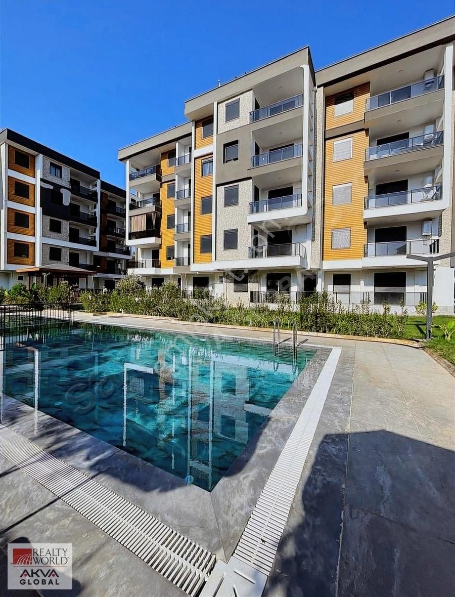 Şelale Mh. Site İçinde Havuzlu 2+1 Satılık Daire