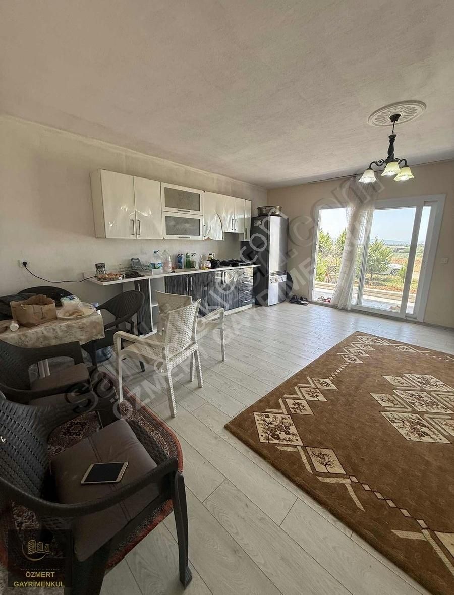 Menderes Oğlan Anasın Da 900m2 Arsa İçinde 100m2 Betonarme Ev - Görsel 20