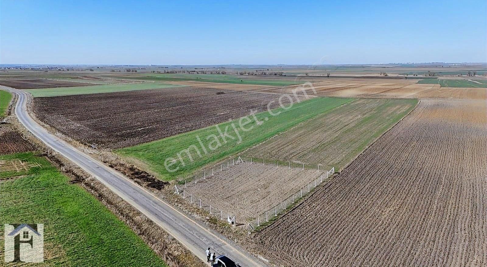 Tekirdağ Ergene İğneler Mah. Asfalt Cephe 670 M²