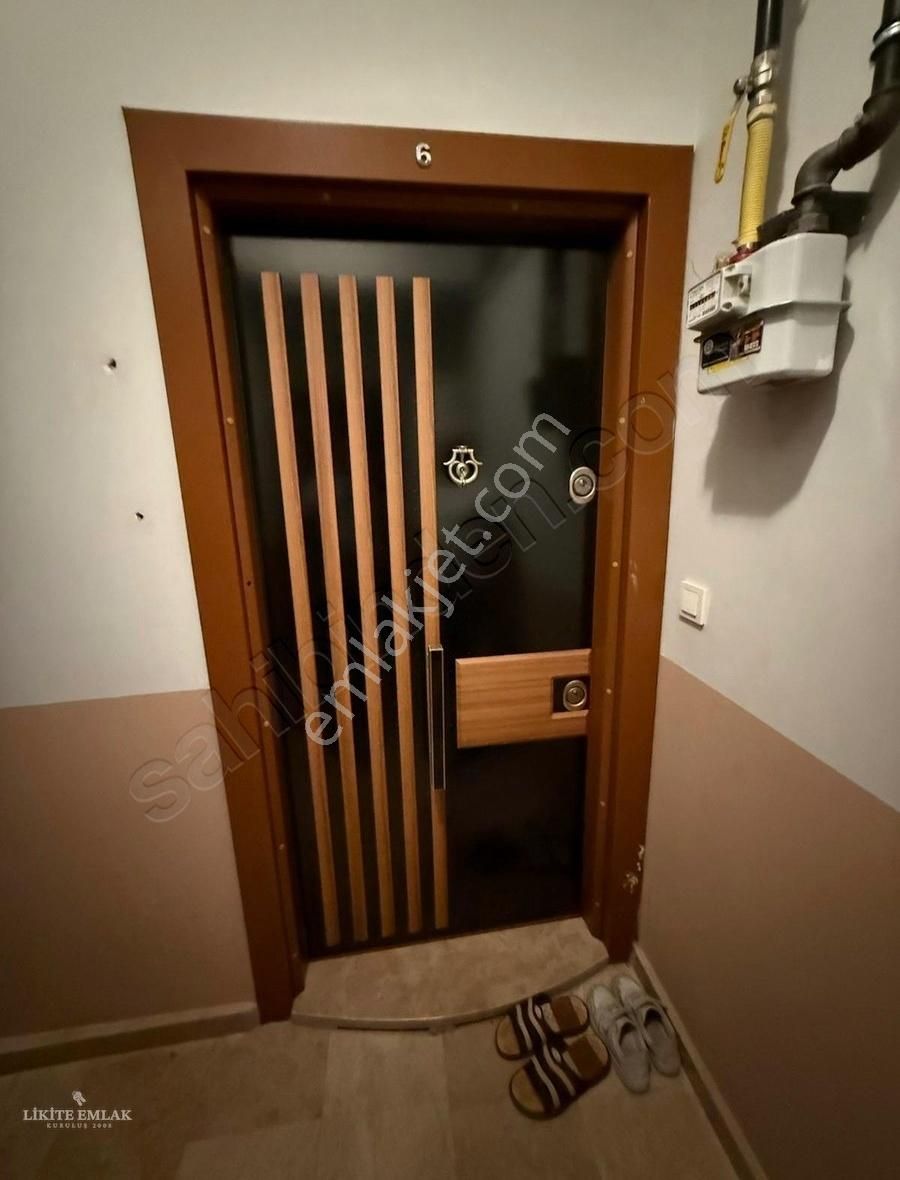 Likite Emlak'tan Cumhuriyette Ana Cadde Üzeri Satılık 2+1 - Görsel 9