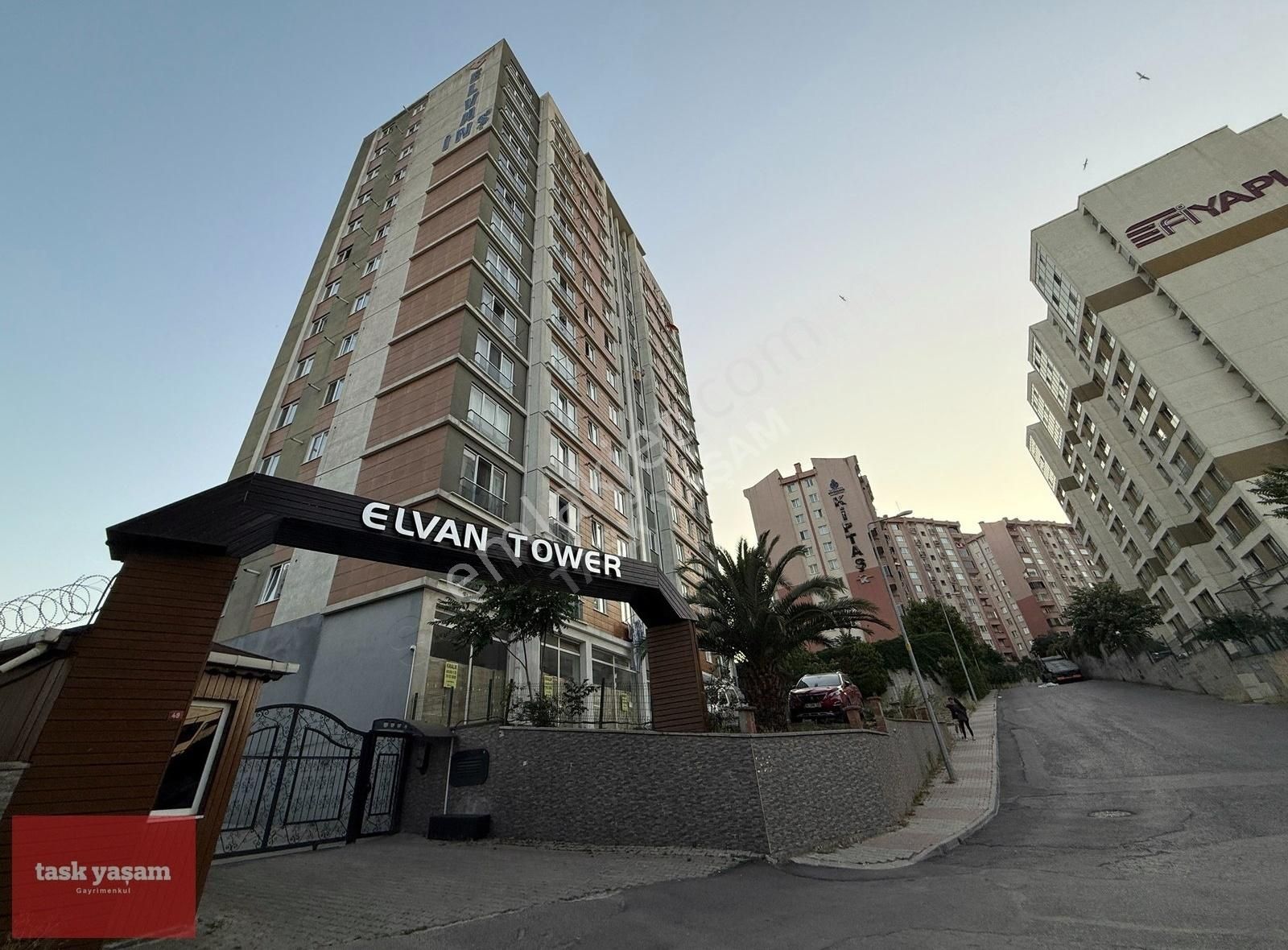 Tuzla Mimar Sinan'da Butik Site Manzaralı Satılık 2+1 Daire