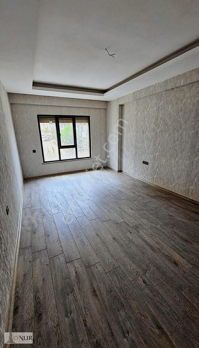 Onur Emlak Hocacihan Mah.site İçi 2.5+1 Ara Kat Satılık Daire