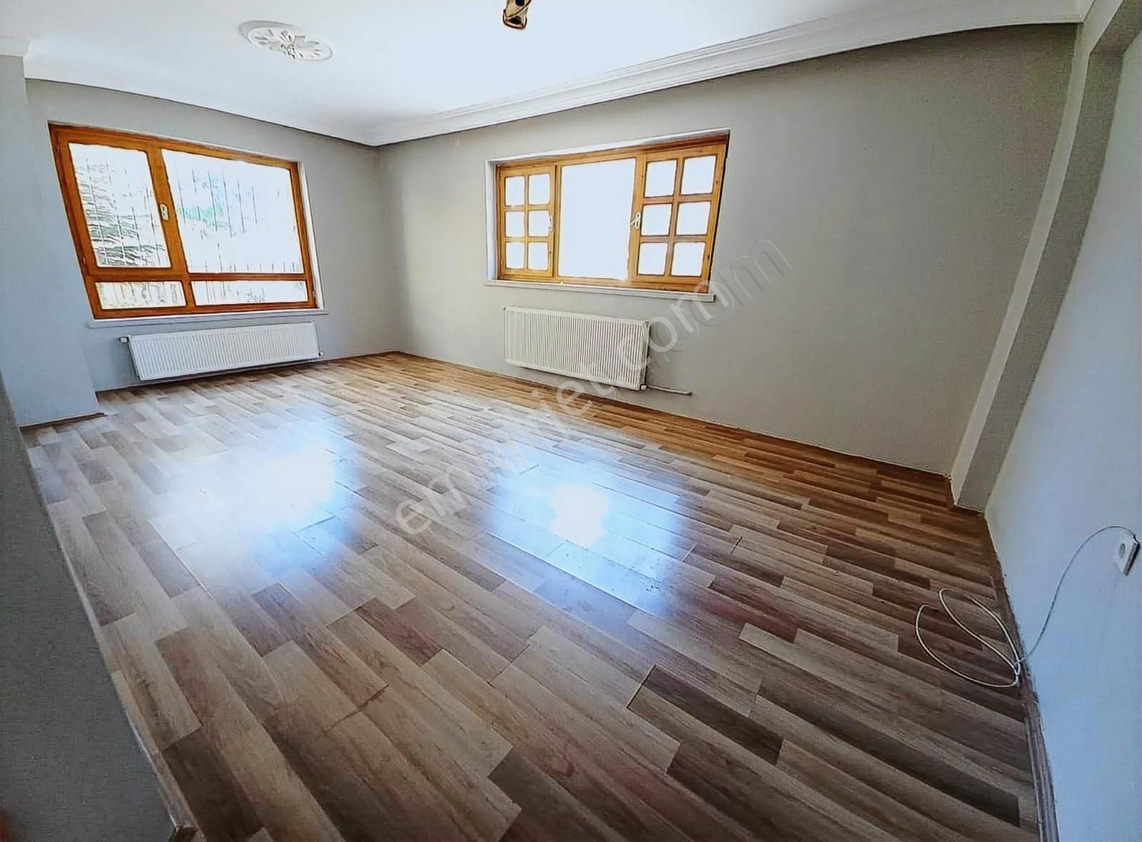 Ascelik"den" Giriş Kat 2+1 Merkezi Lokasyonda Firsat Daire !!!!!