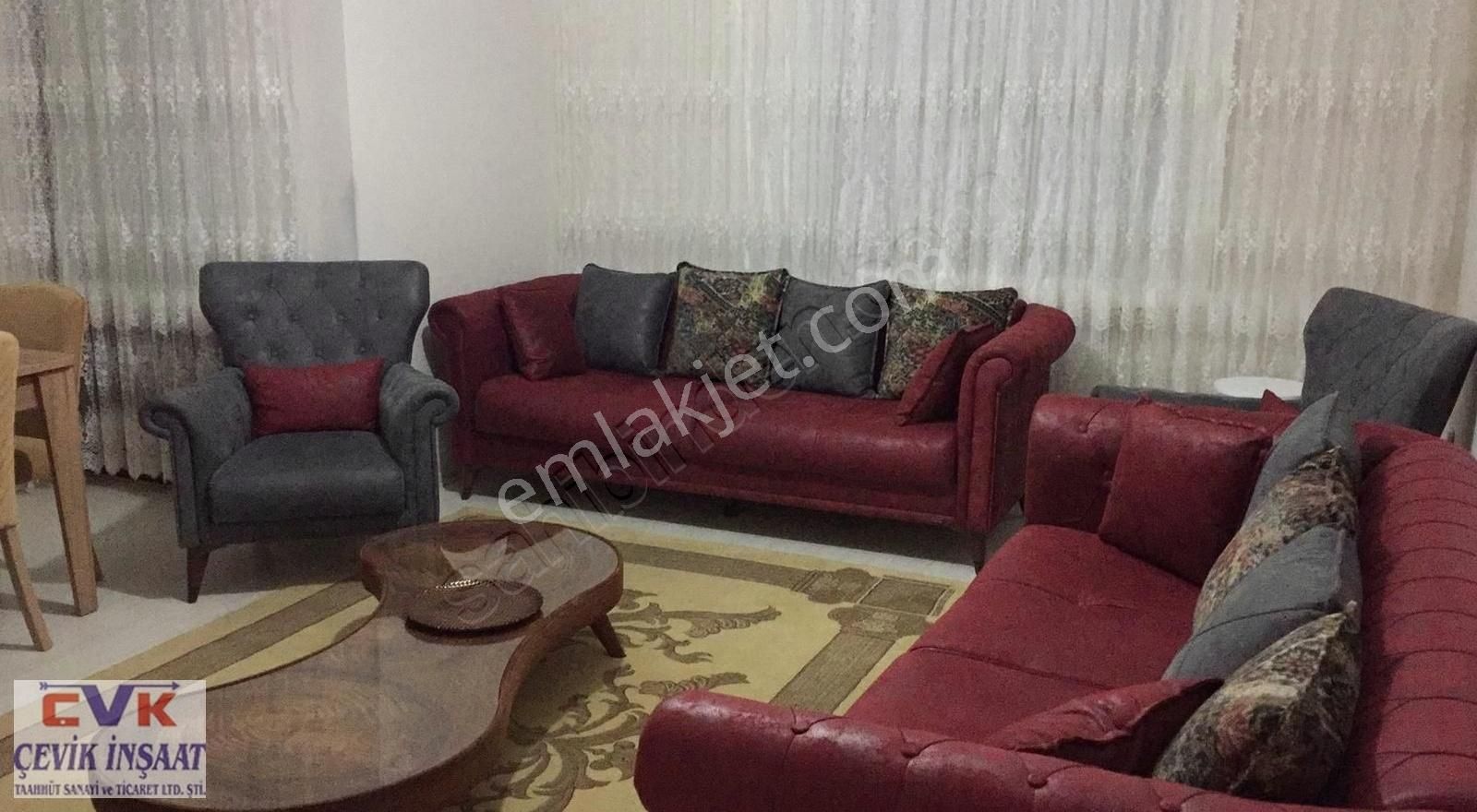 Sancaktepe Eyüp Sultan Mahallesi'nde 4+1 Üst Dubleks Satılık