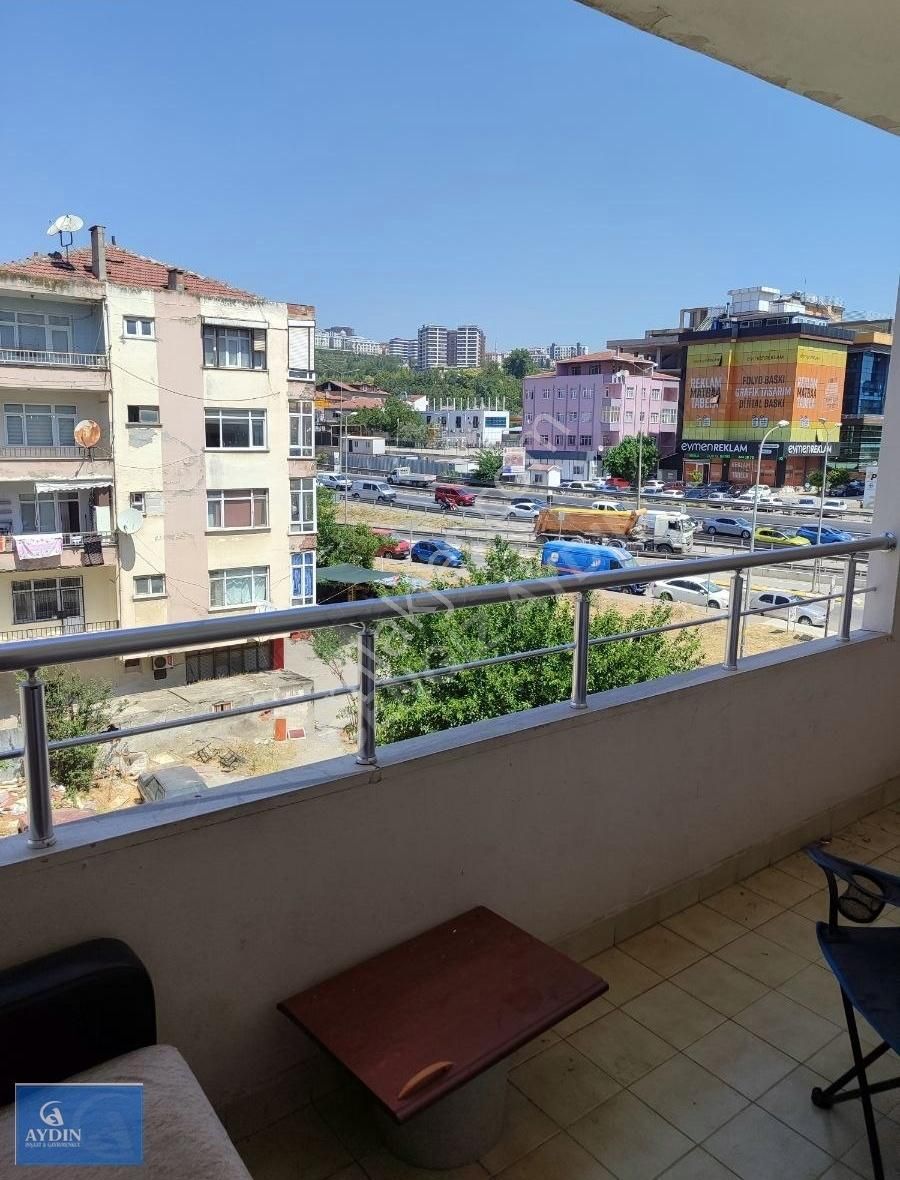 Aydın İnşaattan E5 E Cephe 30 M2 Hisseli 3+1 Daire