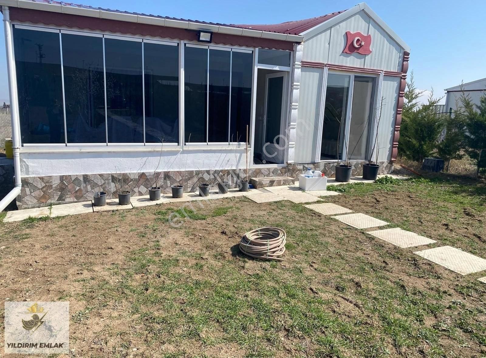 Yıldırım Emlak'tan Beycegızde 1000m2 Hersey Hazır Bahçe