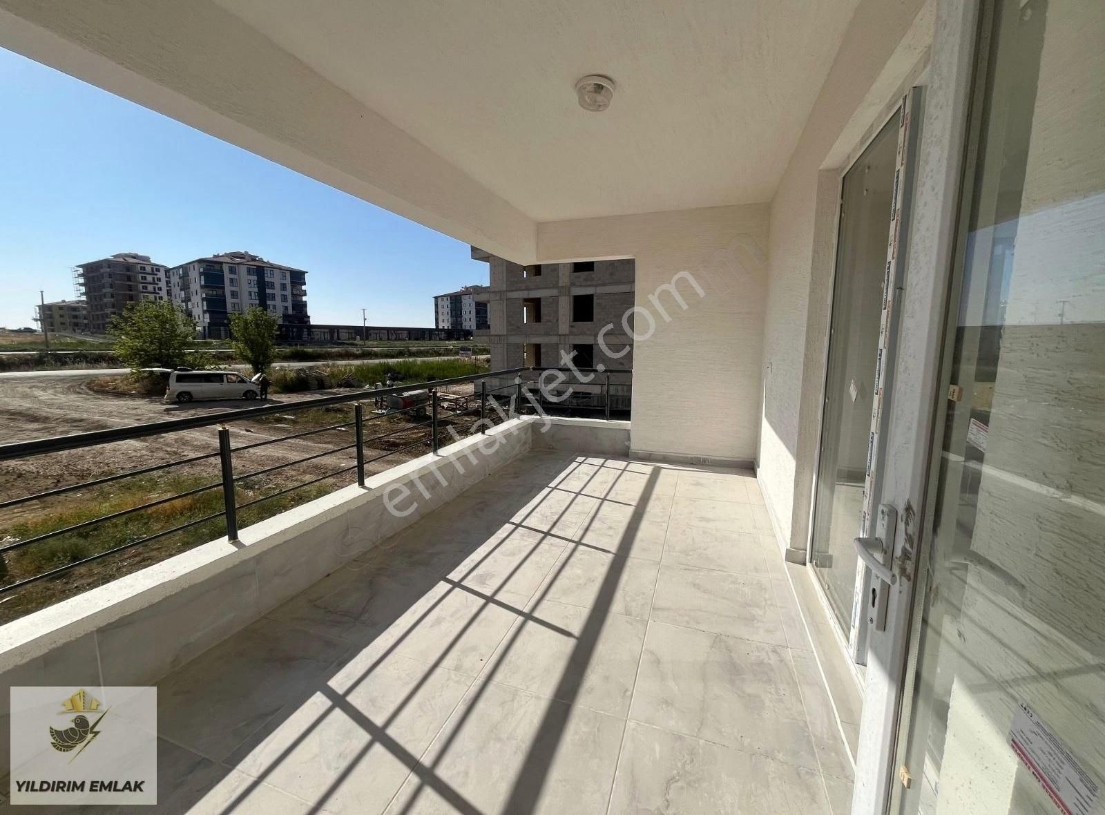 Yıldırım Emlak'tan Şentepe Solda Sıfır 3+1 Ara Kat Yapılı Daire - Görsel 4