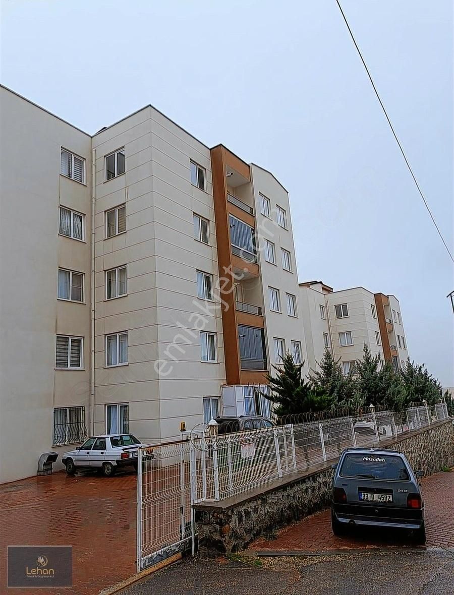 Şehirde Tatil Keyfi: Havuzlu Aqua Parklı Satılık 2+1