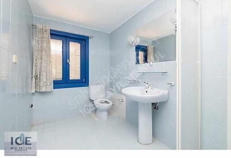 Tuzla Çamlıbelde'de Havuzlu Satılık Tripleks Villa