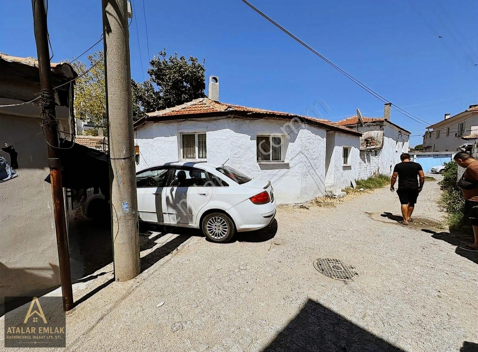 Atalar Gayrimenkulden 3 Ayrı Tapulu Avlulu Müstakil Ev - Görsel 4