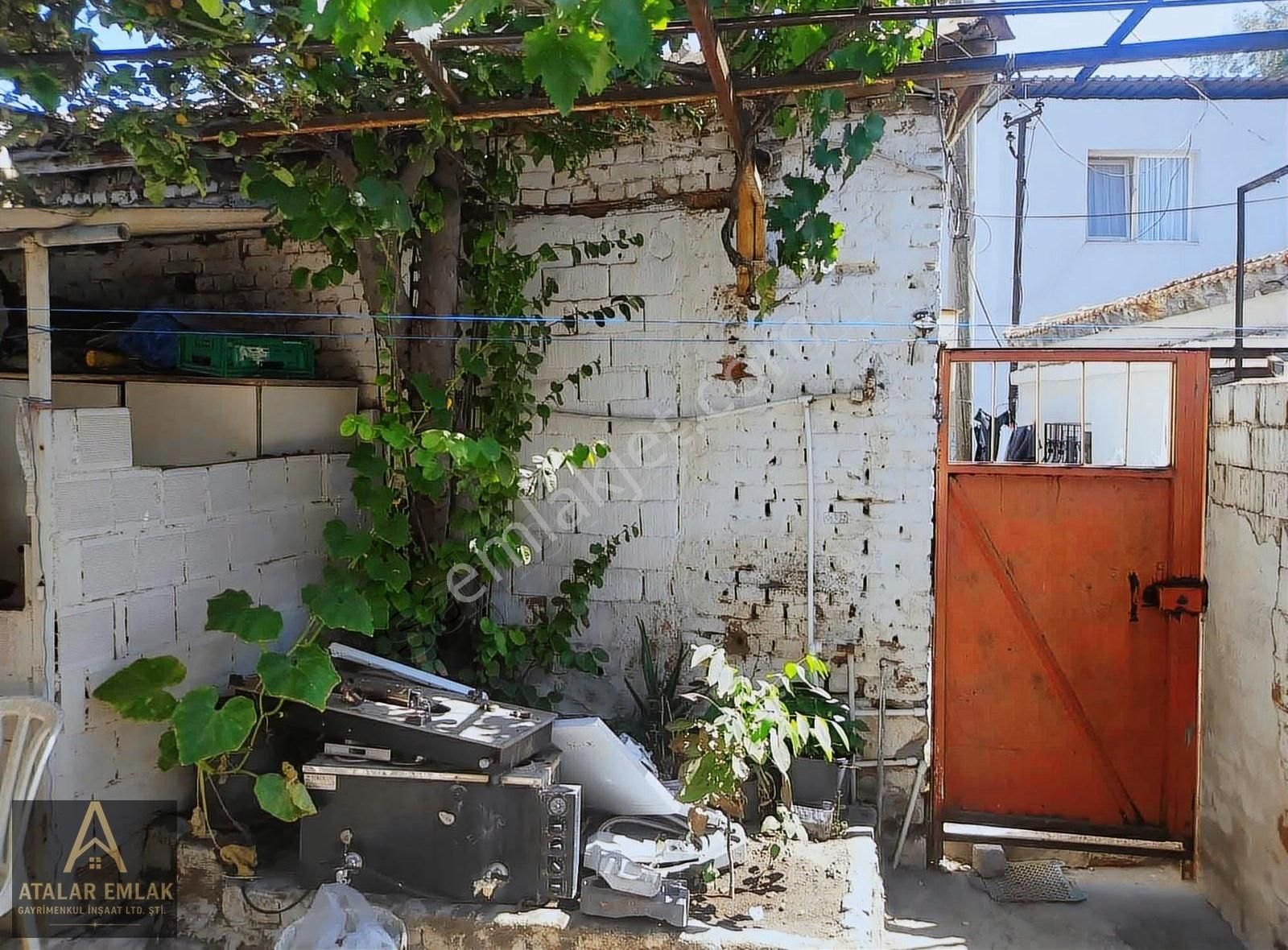 Atalar Gayrimenkulden 3 Ayrı Tapulu Avlulu Müstakil Ev - Görsel 14