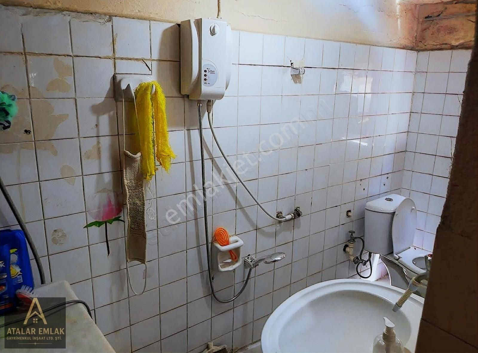 Atalar Gayrimenkulden 3 Ayrı Tapulu Avlulu Müstakil Ev - Görsel 16