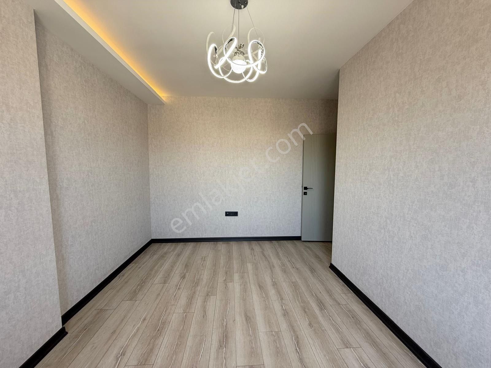 Öz Maşallah'tan Merkezi Konumda Ful Yapılı Sıfır 3+1 Da're - Görsel 8