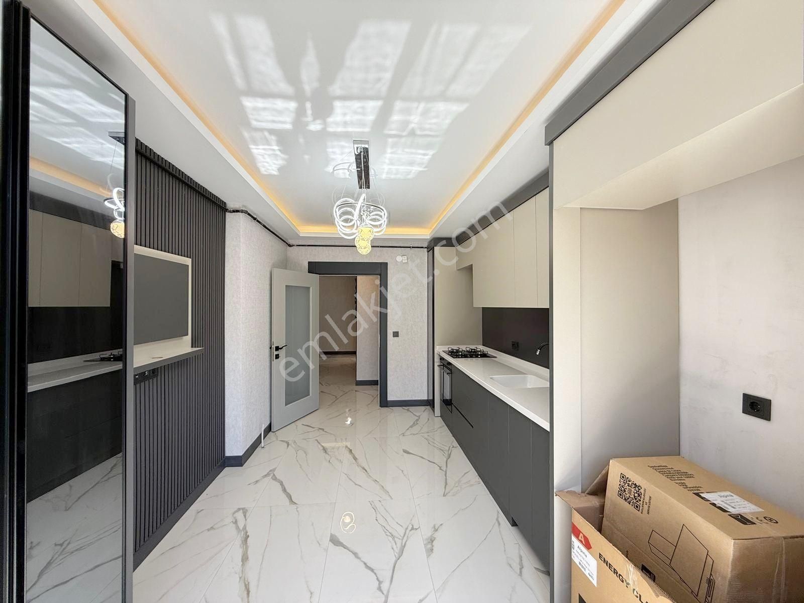 Öz Maşallah'tan Merkezi Konumda Ful Yapılı Sıfır 3+1 Da're - Görsel 19