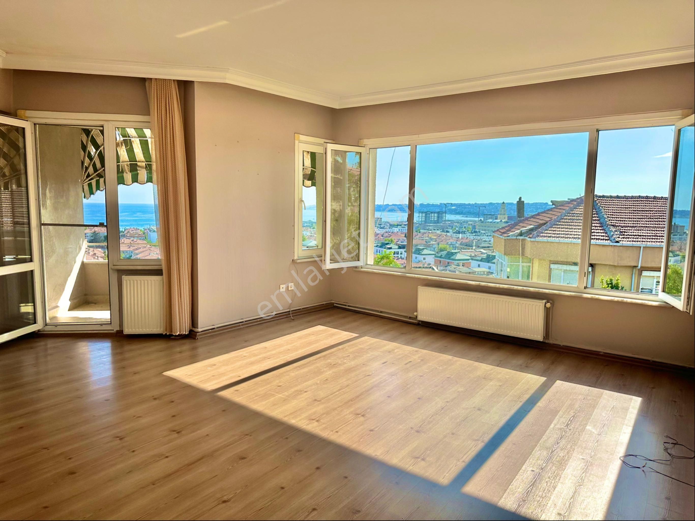 Büyükçekmece Fatih Mah. Deniz Manzaralı Net 130 M2 3+1 Dubleks Kiralık