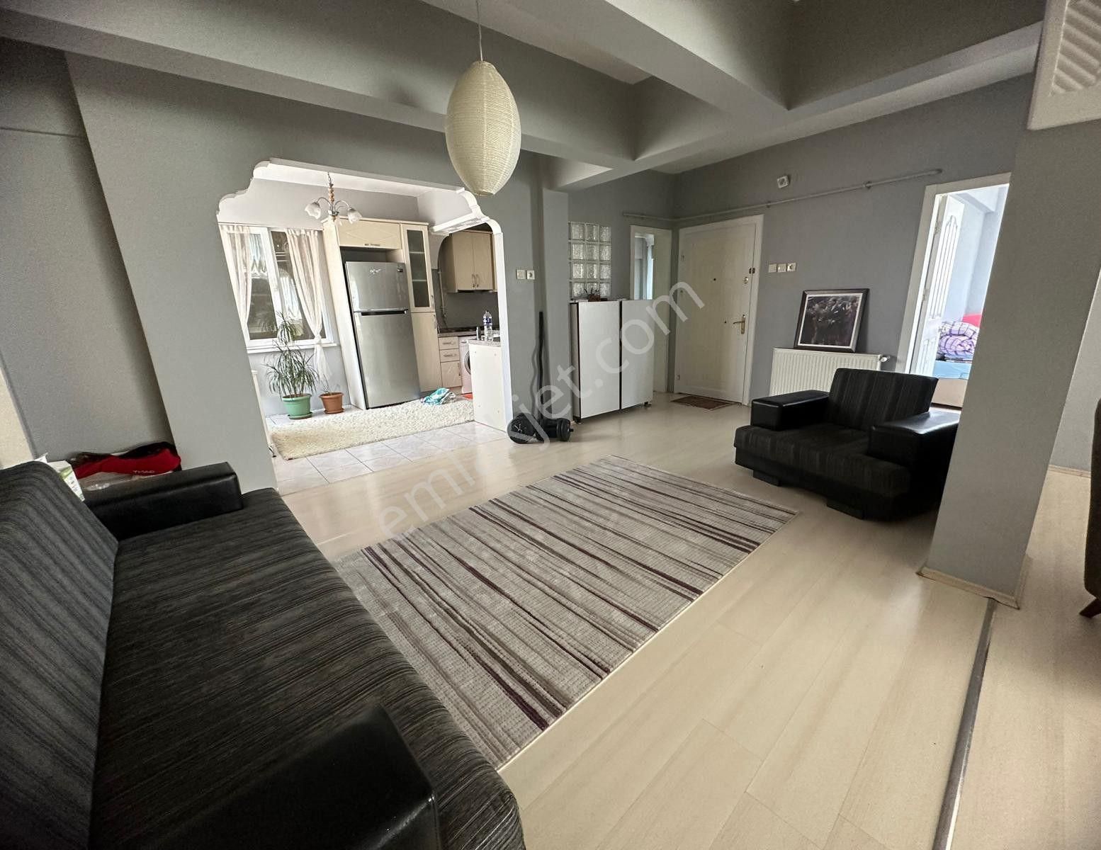 Roma' Dan Cuma Mahallesi' Nde Satılık Daire - Görsel 3