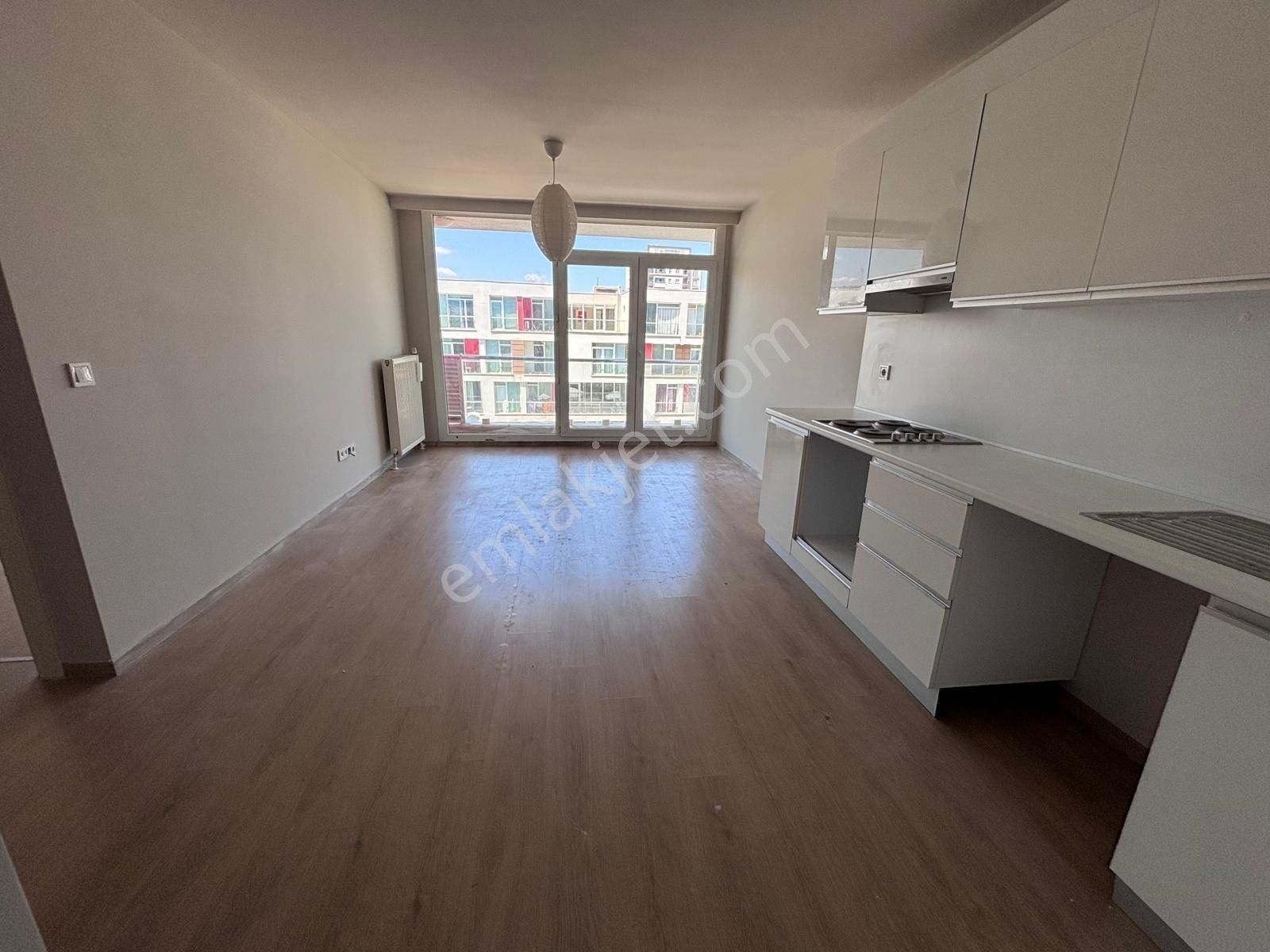 Dumankaya Adres Su'da 1+1 Kiralık Daire Fırsatı