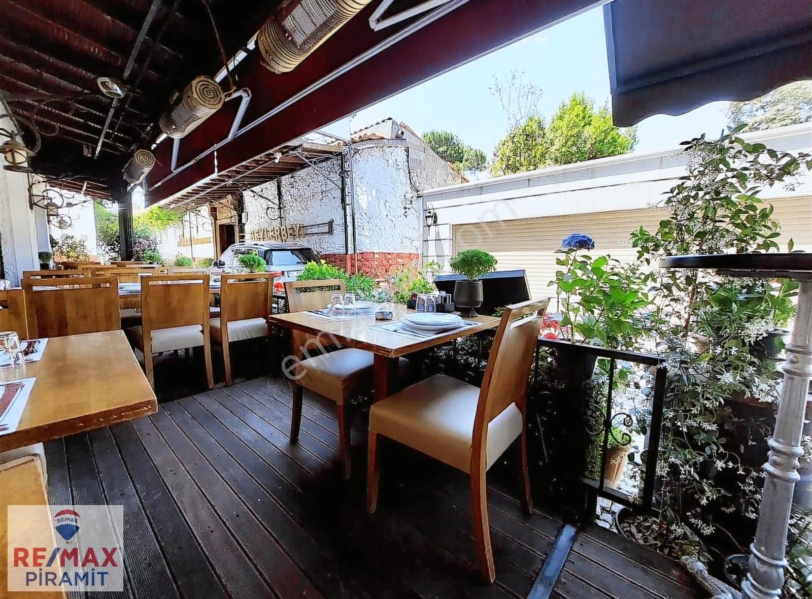 Beylerbeyinde Eşsiz Lokasyonda Tike Restoran Satışta!