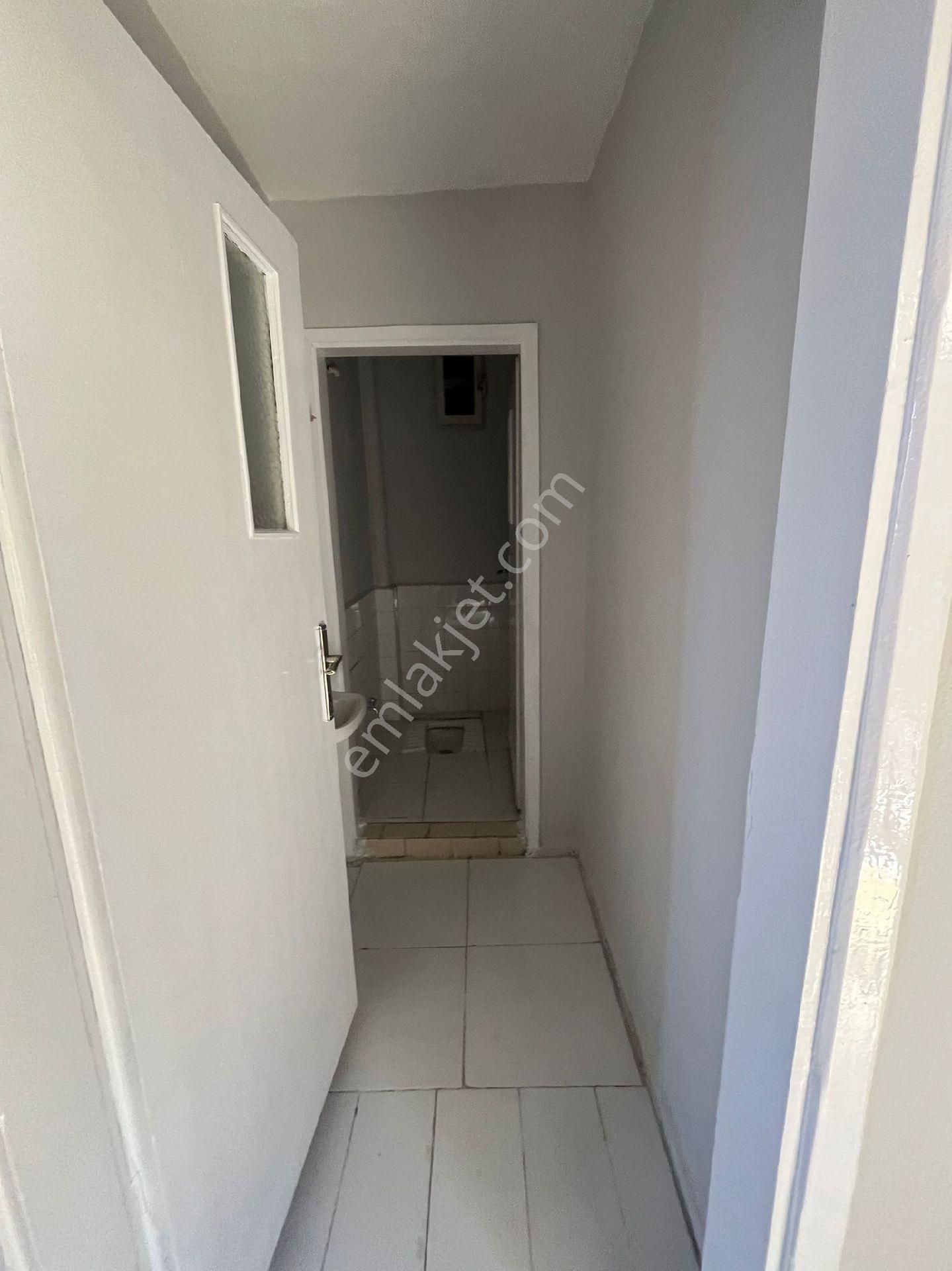 Işıklar Mahallesi Kırım Caddesi Üstü Kiralık Asansörlü Balkonlu Güney Cephe Daire - Görsel 6