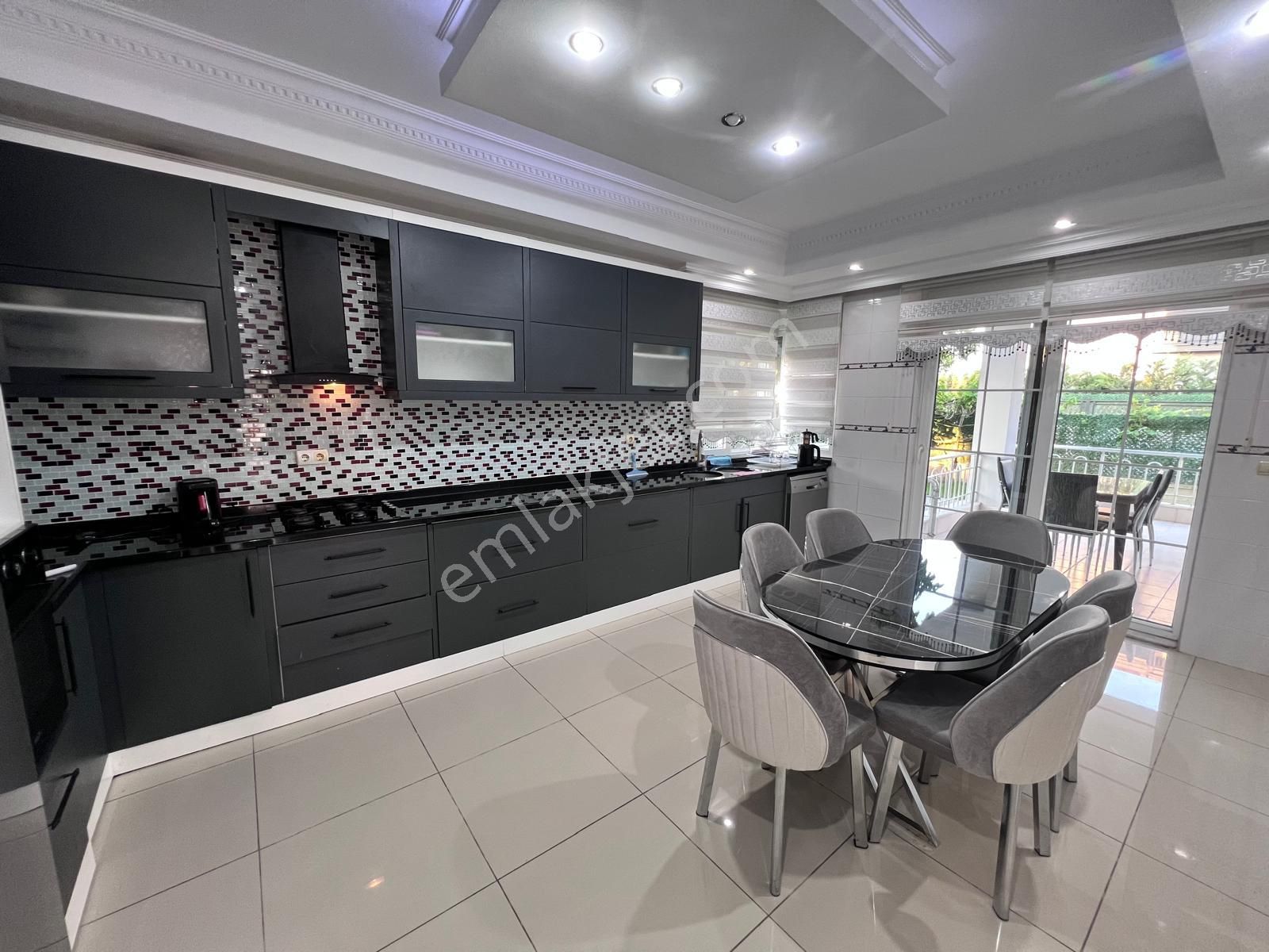 Antalya Belek'te Müstakil 6+1 Satılık Villa - Görsel 15