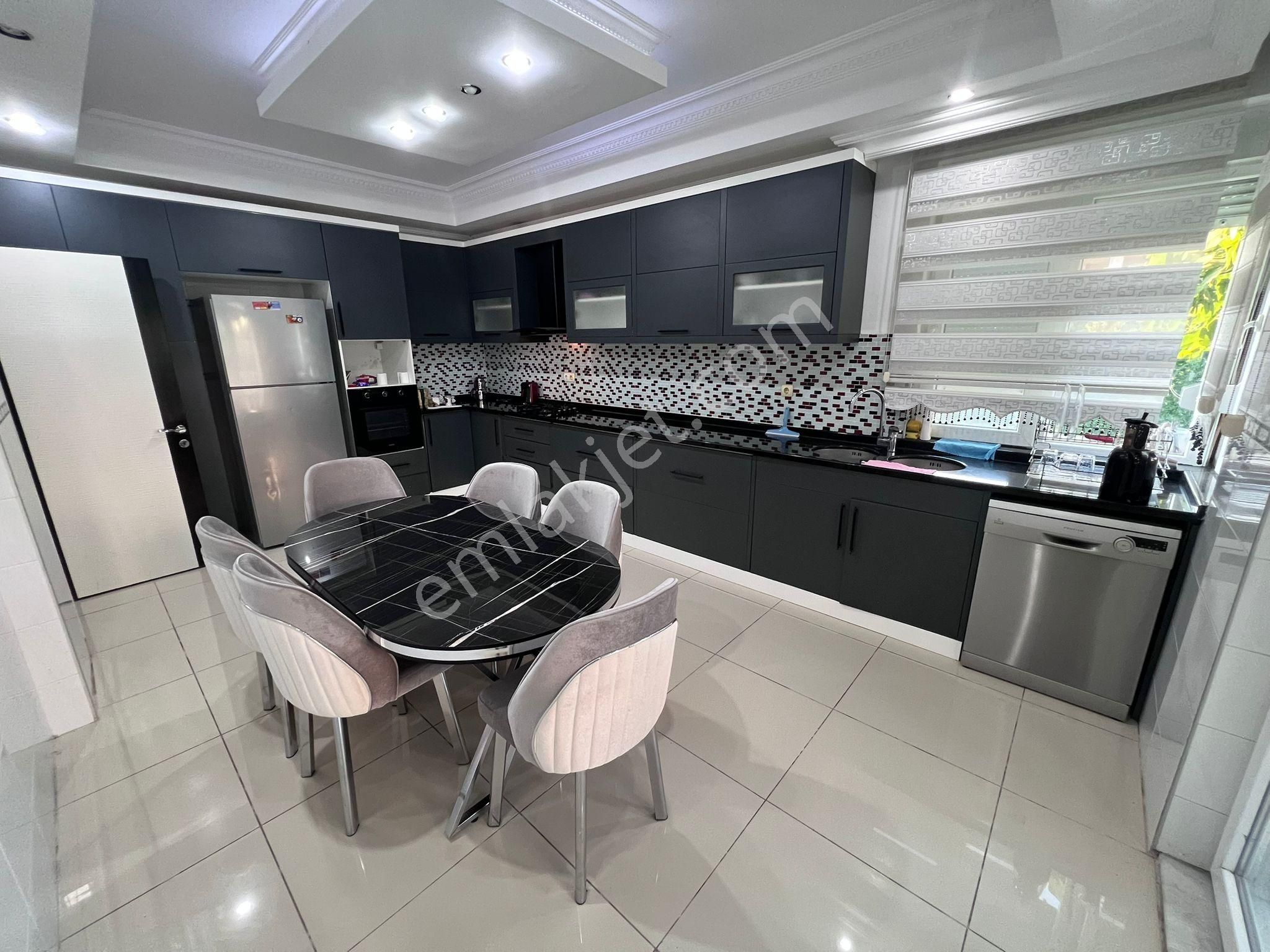 Antalya Belek'te Müstakil 6+1 Satılık Villa - Görsel 14