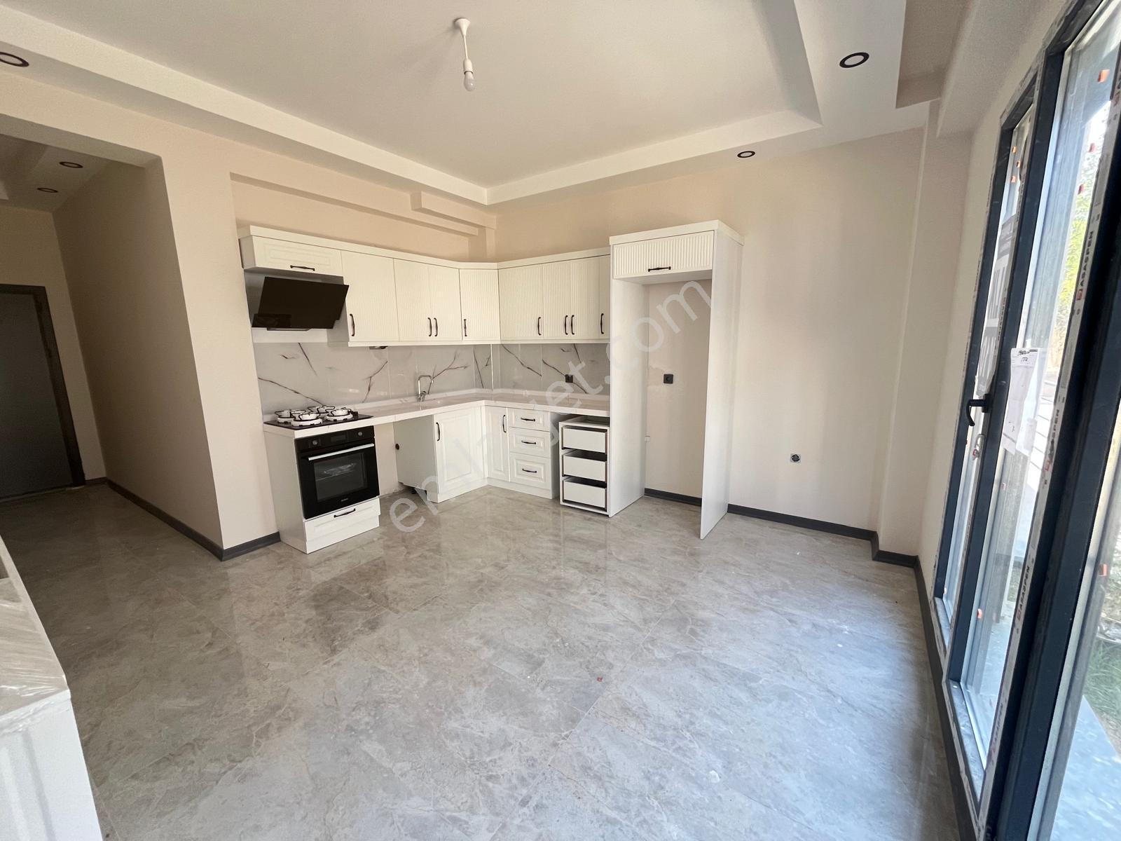 Güre Çamlıbelde Bahçe Kullanımlı Havuzlu Satılık 1+1 Daire - Görsel 13